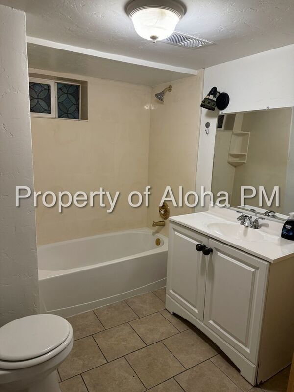 2 bed 1 bath in the desirable East End property image