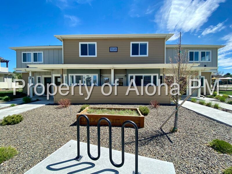Don’t miss out on this beautifully spacious townhome in Columbia Village! property image