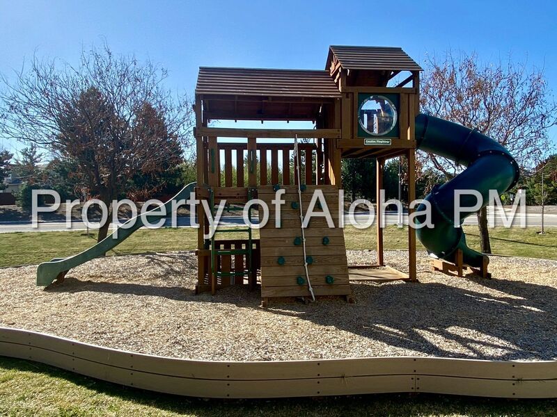 Don’t miss out on this beautifully spacious townhome in Columbia Village! property image