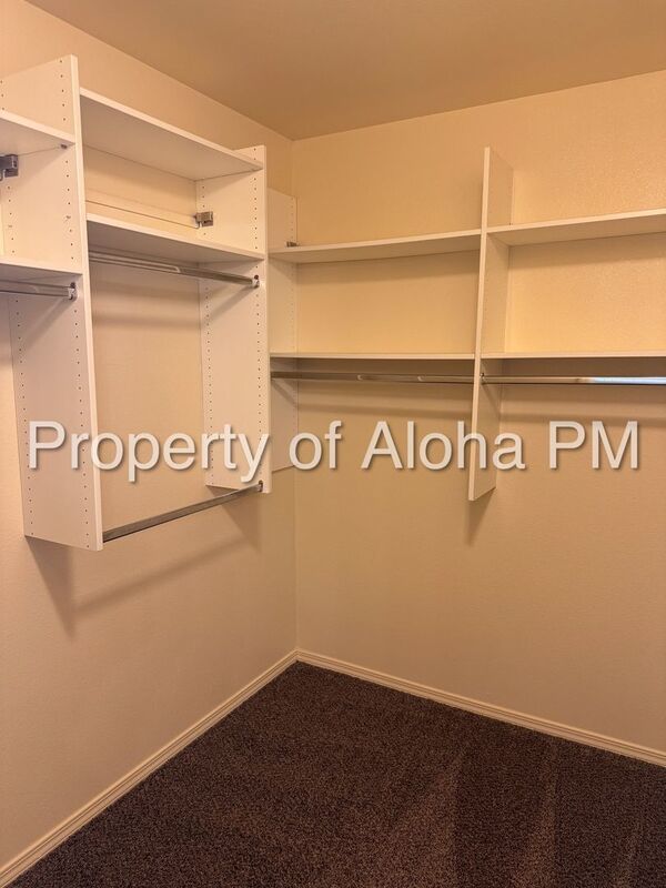 Comfy 2 Bedroom 2 Bathroom off of Pine in Meridian! property image