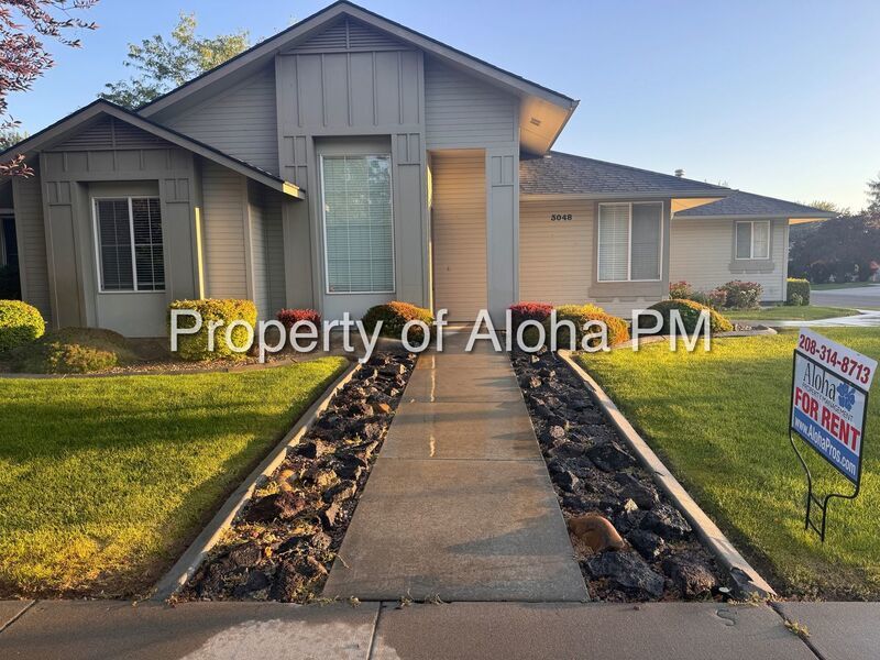 Charming 3-bedroom, 2-bathroom home located in the heart of Meridian property image