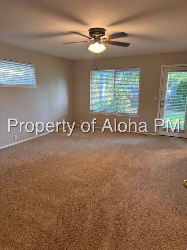 Charming 3-bedroom, 2-bathroom home located in the heart of Meridian property image