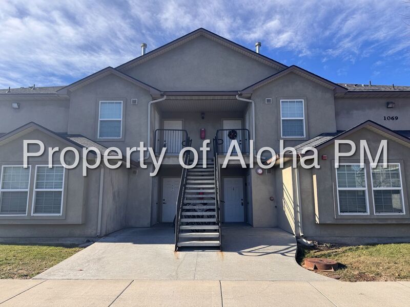 Large 3 Bedroom 2 Bathroom off of Pine in Meridian! property image