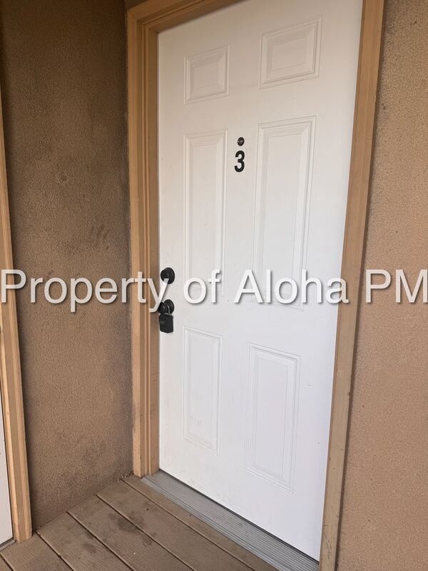 Comfy 2 Bedroom 2 Bathroom off of Pine in Meridian! property image