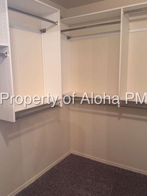 Comfy 2 Bedroom 2 Bathroom off of Pine in Meridian! property image