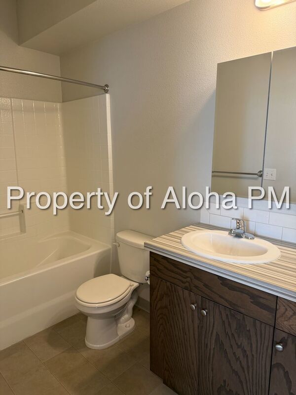 Modern 2 Bedroom 2 Bath off of Ustick in Boise! property image