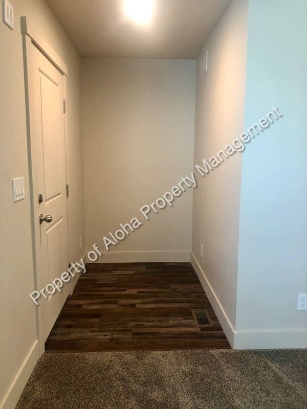 Amazing 3 Bedroom 2.5 Bath in Nampa off Amity!! property image