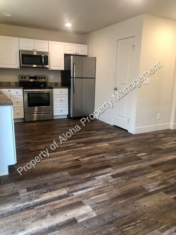 Amazing 3 Bedroom 2.5 Bath in Nampa off Amity!! property image