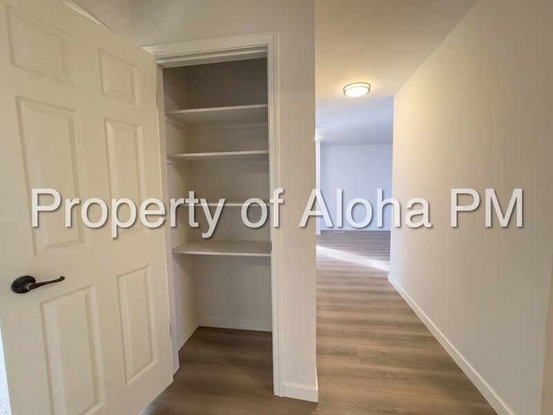 Large 3 Bedroom 2 Bathroom off of Pine in Meridian! property image