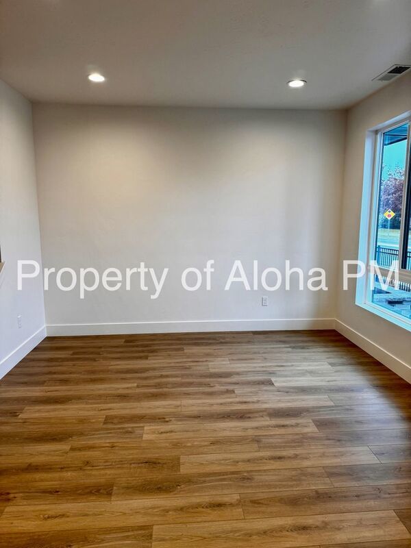 Welcome Home to Luxury Living in the Heart of Eagle! property image