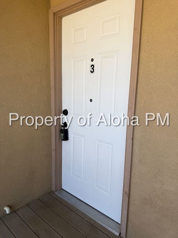 Comfy 2 Bedroom 2 Bathroom off of Pine in Meridian! property image