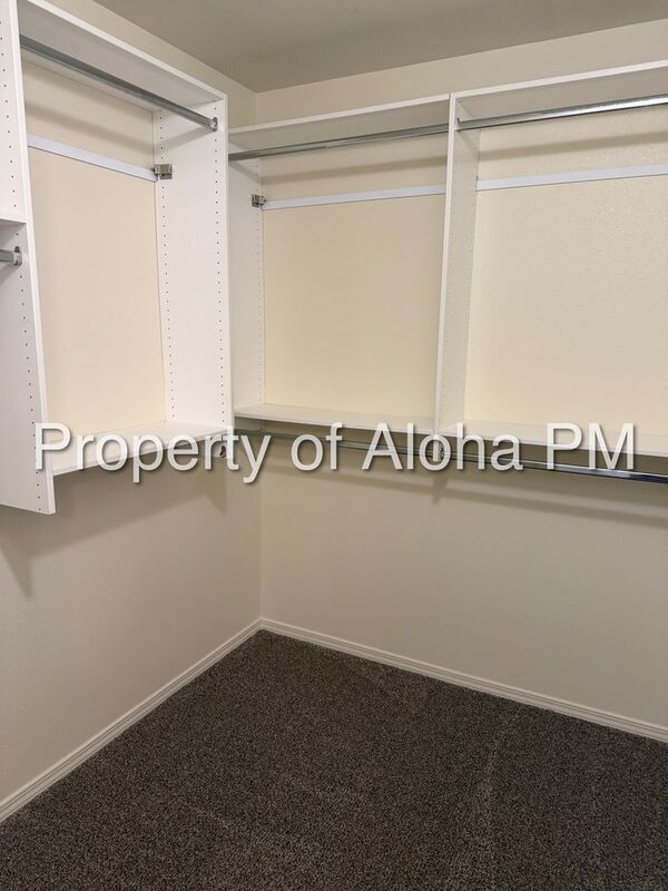 Comfy 2 Bedroom 2 Bathroom off of Pine in Meridian! property image