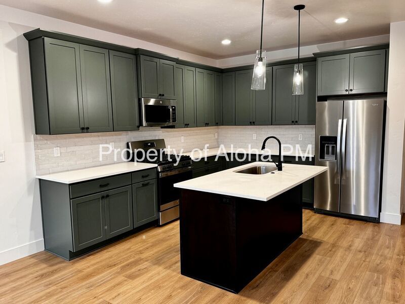 Welcome Home to Luxury Living in the Heart of Eagle! property image