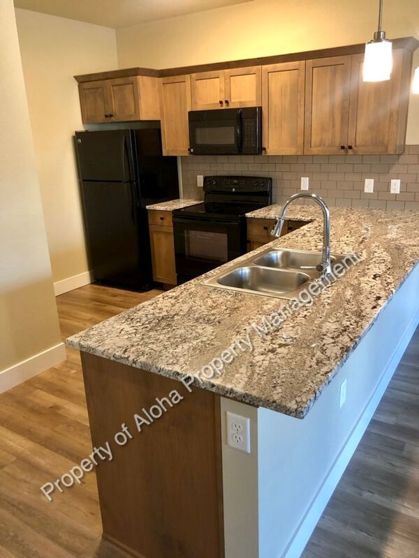 Beautiful 3 Bed 2.5 Bath Townhome in Columbia Village! property image