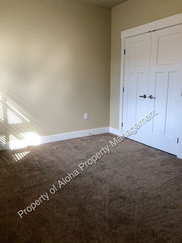 Beautiful 3 Bed 2.5 Bath Townhome in Columbia Village! property image