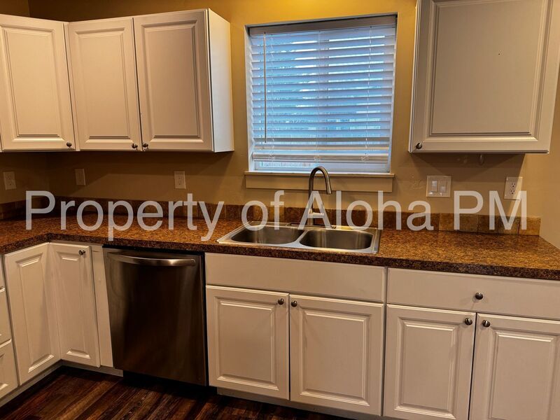 Beautiful 3 bed 2.5 bath Home in Nampa property image