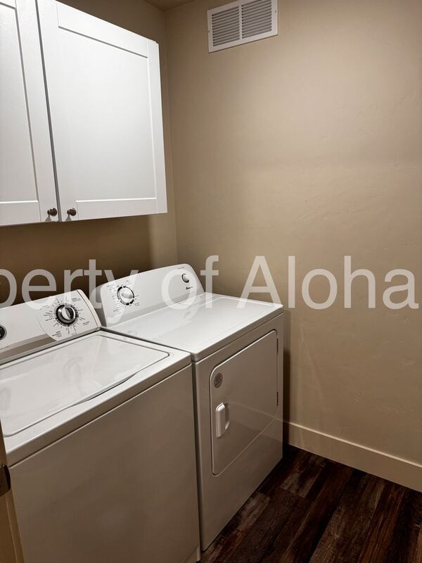 Beautiful 3 bed 2.5 bath Home in Nampa property image