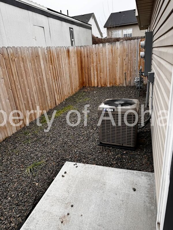 Beautiful 3 bed 2.5 bath Home in Nampa property image