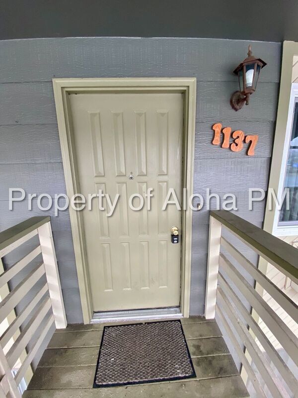 Ideal Location Off of State 2 Bedroom 1 Bathroom! property image