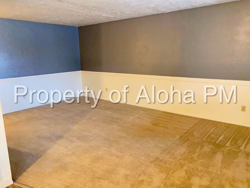 Ideal Location Off of State 2 Bedroom 1 Bathroom! property image