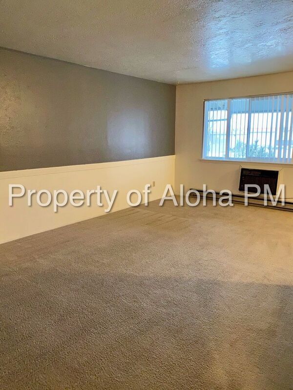 Ideal Location Off of State 2 Bedroom 1 Bathroom! property image