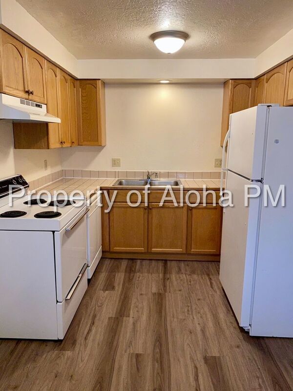 Ideal Location Off of State 2 Bedroom 1 Bathroom! property image
