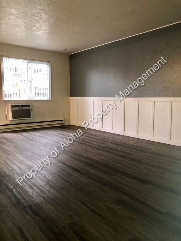 Ideal Location Off of State 2 Bedroom 1 Bathroom! property image