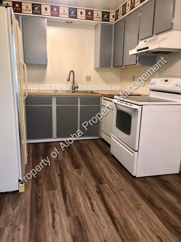 Ideal Location Off of State 2 Bedroom 1 Bathroom! property image