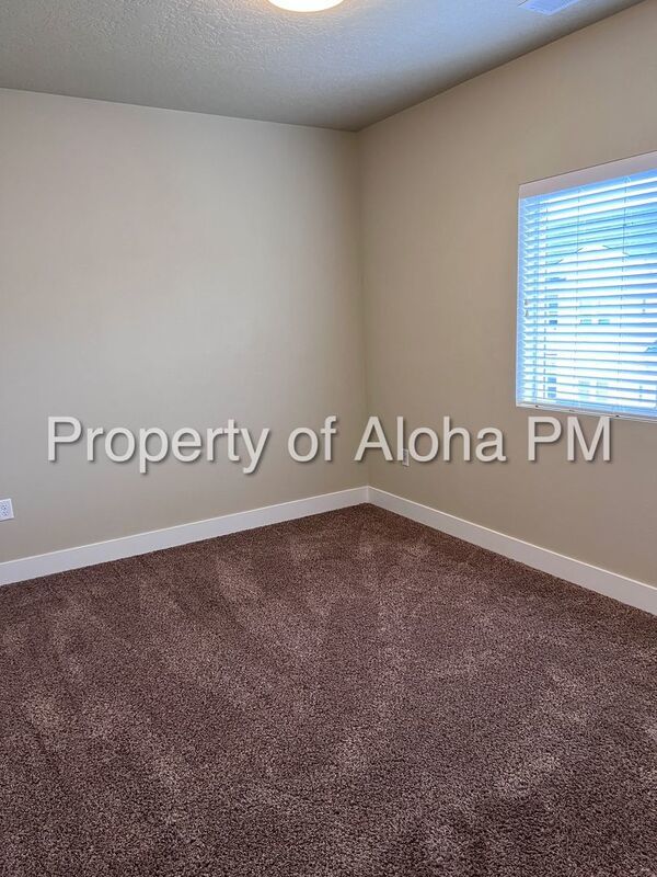 Don't miss this beautifully 3 bedroom spacious townhome in Columbia Village! property image