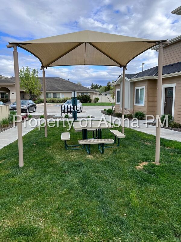 Beautiful 2 bedroom 2 bath apartment in the Havenwood located in Columbia Village!! property image
