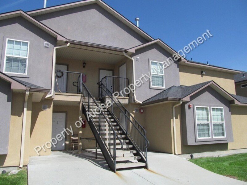 Comfy 2 Bedroom 2 Bathroom off of Pine in Meridian! property image