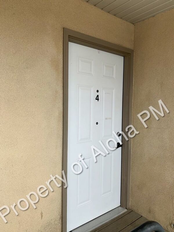 Comfy 2 Bedroom 2 Bathroom off of Pine in Meridian! property image