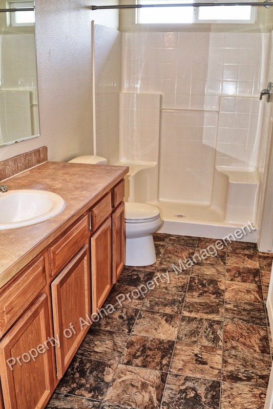 Comfy 2Bed/2Bath off of Pine in Meridian! property image