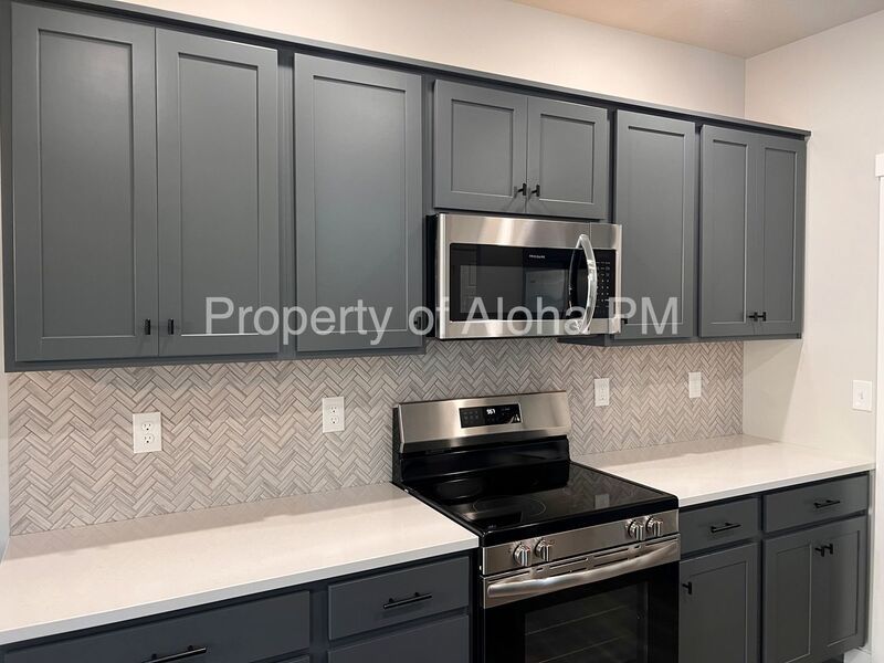 Brand New 3 bed 2.5 Bath property image