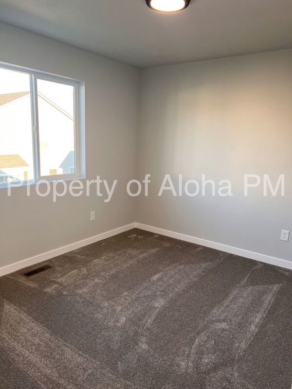 Brand New 3 bed 2.5 Bath property image