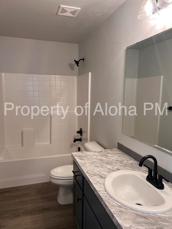 Brand New 3 bed 2.5 Bath property image
