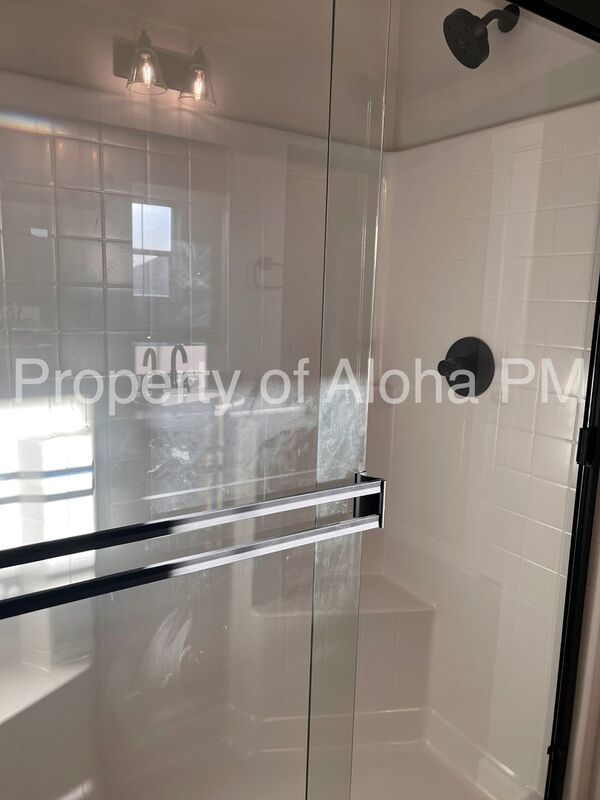 Brand New 3 bed 2.5 Bath property image