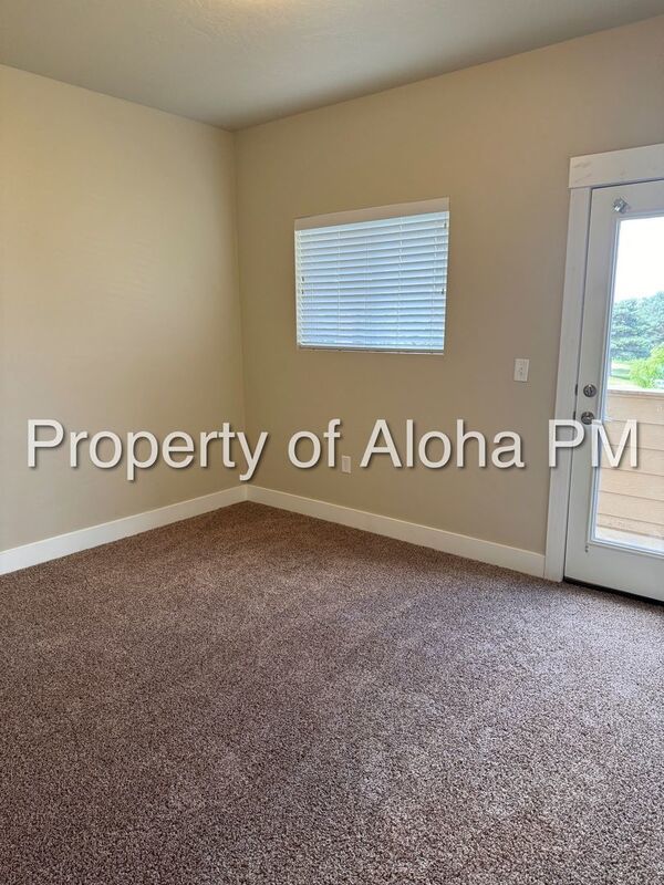 Do not miss out on this beautifully spacious townhome located in Columbia Village!! property image