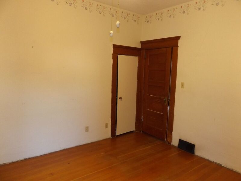 Large 2 Bed & 1 Bath in the North End! property image