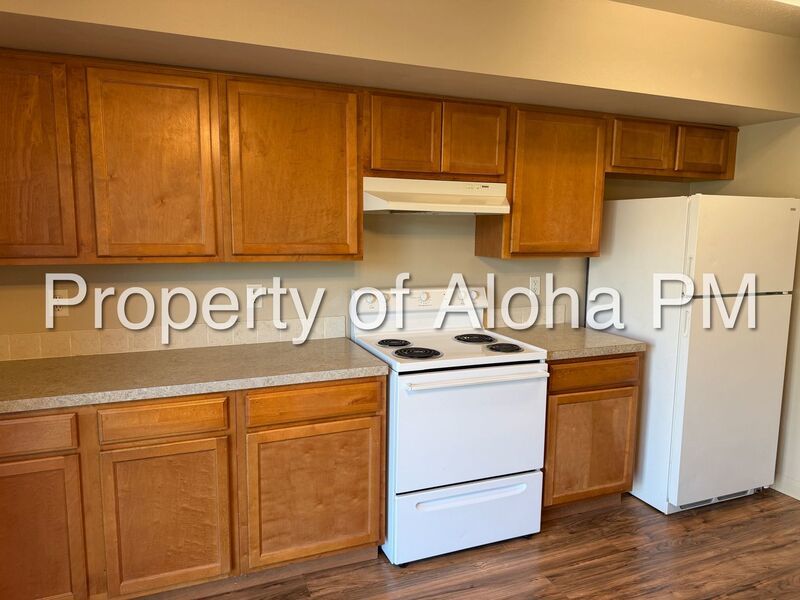 Cozy 2 bedroom, 1.5 bath townhome-style apartment in Nampa property image