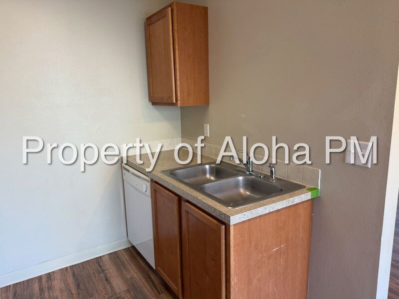 Cozy 2 bedroom, 1.5 bath townhome-style apartment in Nampa property image