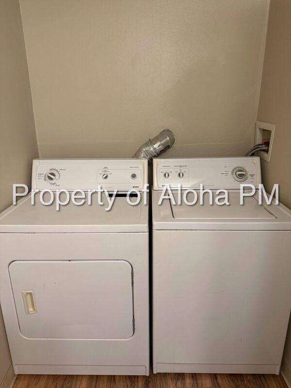 Cozy 2 bedroom, 1.5 bath townhome-style apartment in Nampa property image